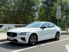 Volvo S60 2025 B5 Zhiya Sports Edition - фото 1
