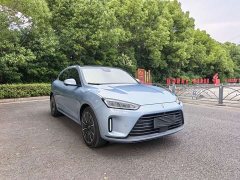 AITO Wenjie M5 extended range four-wheel drive flagship version - фото 3