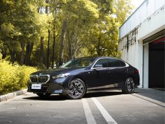 BMW 5 Series 530Li Exclusive M Sports Package - фото 1