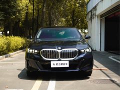BMW 5 Series 530Li Exclusive M Sports Package - фото 5