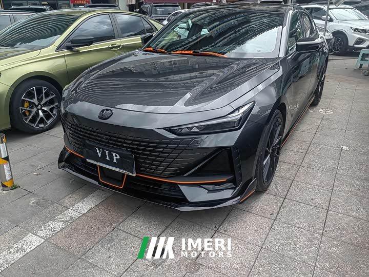 Changan UNI-V 1.5T sports version - автомобиль из Китая