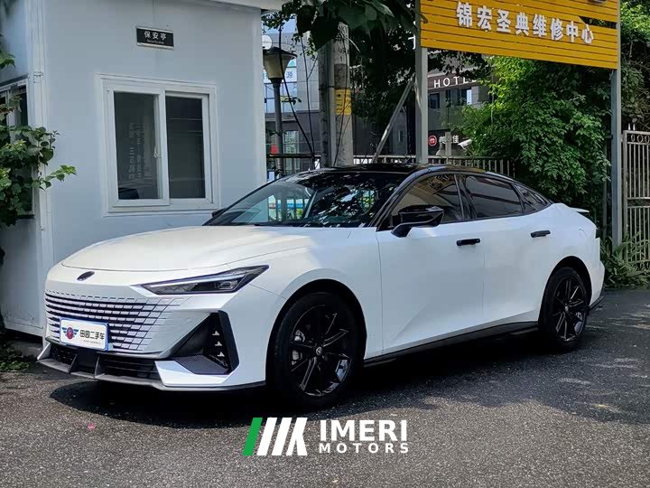 Changan UNI-V 1.5T premium - автомобиль из Китая