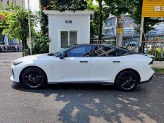 Changan UNI-V 1.5T premium - фото 3