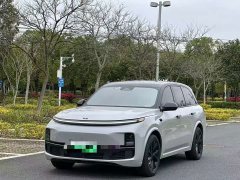 Li Auto Ideal L8 2023 Pro - фото 1