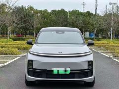 Li Auto Ideal L8 2023 Pro - фото 2