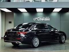 Mercedes-Benz E-Class E 300 L Premium - фото 2