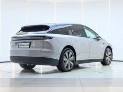 Li Auto Ideal i6 four-wheel drive standard version - фото 5