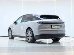 Li Auto Ideal i6 four-wheel drive standard version - фото 7