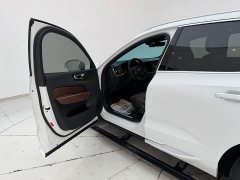 Volvo XC60 B5 four-wheel drive Zhiyuan Deluxe Edition - фото 13