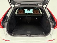 Volvo XC60 B5 four-wheel drive Zhiyuan Deluxe Edition - фото 14