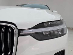 Volvo XC60 B5 four-wheel drive Zhiyuan Deluxe Edition - фото 2