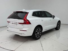 Volvo XC60 B5 four-wheel drive Zhiyuan Deluxe Edition - фото 8