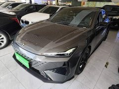 Changan UNI-V 1.5T premium - фото 2