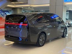 Li Auto Ideal MEGA Ultra - фото 11