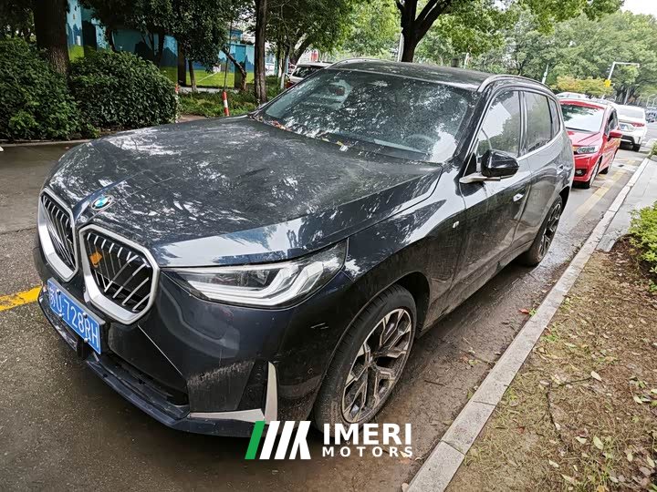 BMW X3 xDrive30L Leading M Sports Package - автомобиль из Китая