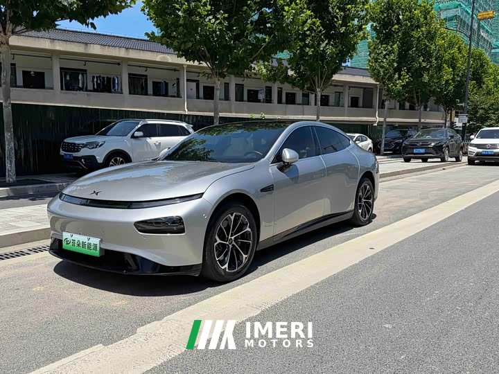 Xpeng P7 625E - автомобиль из Китая