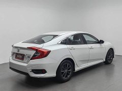 Honda Civic 2019 220TURBO CVT Dynamic Edition National VI - фото 2