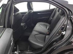 Toyota Camry 2.0GVP Leading Edition - фото 15