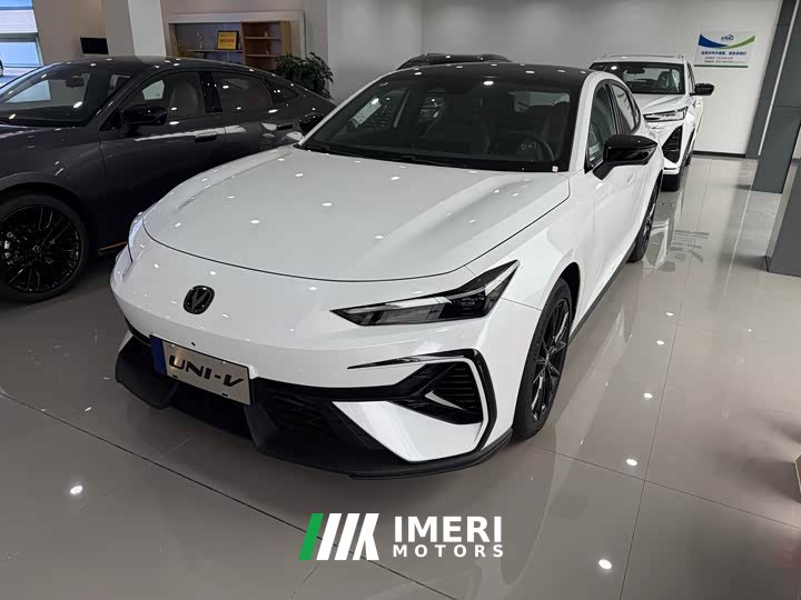 Changan UNI-V third generation 1.5T 500Bar premium - автомобиль из Китая