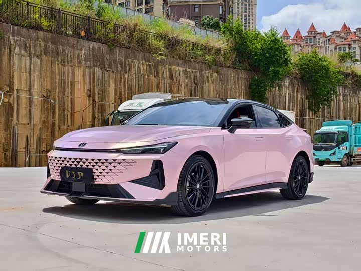 Changan UNI-V 1.5T premium - автомобиль из Китая