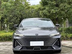 Changan UNI-V 1.5T exclusive - фото 2