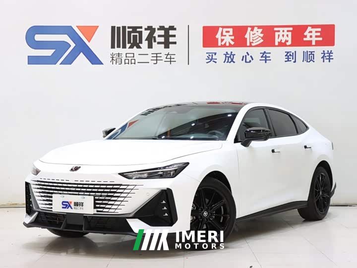 Changan UNI-V 2023 1.5T premium - автомобиль из Китая
