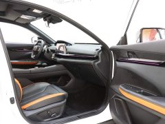 Changan UNI-V 2023 1.5T premium - фото 8