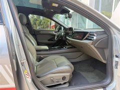 Hongqi HS5 facelift 2.0T Zhilian Qixiang four-wheel drive version - фото 5