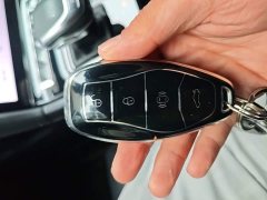 Hongqi H5 1.5T HEV Zhilian Qichang Edition - фото 9