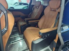 Hongqi HQ9 PHEV 2.0T four-wheel drive business version - фото 17