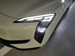 Hongqi EH7 2025 690 Smart Select Edition - фото 18