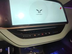 Hongqi EH7 2025 690 Smart Select Edition - фото 9