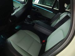 Hongqi EH7 2025 600 Smart Select Edition - фото 17