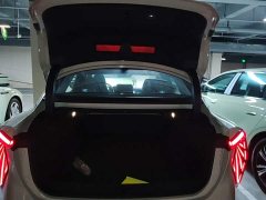 Hongqi EH7 2025 600 Smart Select Edition - фото 19