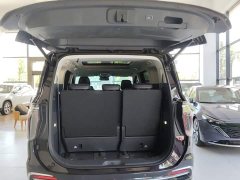 Hongqi HQ9 PHEV 2024 2.0T four-wheel drive luxury version - фото 19
