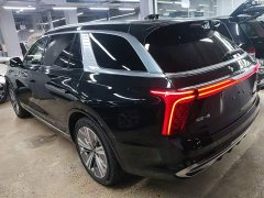 Hongqi E-HS9 690km flagship version six seats - фото 5