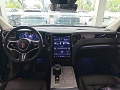 Hongqi HS7 PHEV 2.0T PHEV four-wheel drive Qichang version 7 seats - фото 10