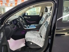 Hongqi HS7 PHEV 2025 2.0T PHEV 2WD Flagship Edition 6 seats - фото 15