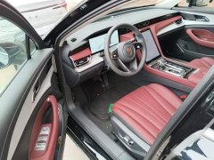 Hongqi H5 2025 2.0T automatic Qichang version - фото 12