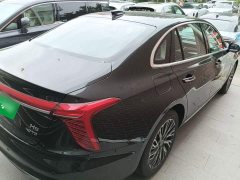 Hongqi H5 2025 2.0T automatic Qichang version - фото 5