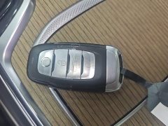Hongqi E-HS9 690km flagship version six seats - фото 9