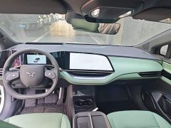 Hongqi EH7 2025 690 Smart Select Edition - фото 10