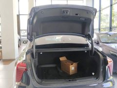Hongqi H5 2023 2.0T automatic smart connected flag version - фото 19