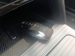 Hongqi HS7 PHEV 2.0T PHEV four-wheel drive Qichang version 6 seats - фото 9