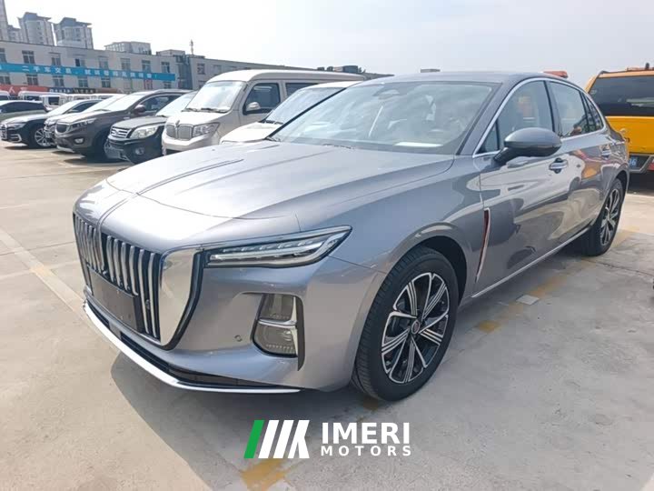 Hongqi H5 PHEV 170 super hybrid version - автомобиль из Китая