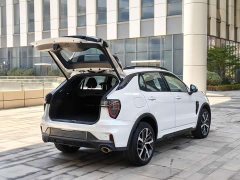 Lynk & Co 01 EM-P 2022 1.5TD PHEV Plus - фото 14