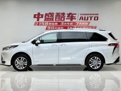 Toyota SIENNA 2021 2.5L Hybrid Extreme Edition - фото 3