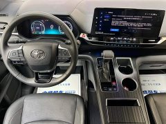 Toyota SIENNA 2021 2.5L Hybrid Extreme Edition - фото 7