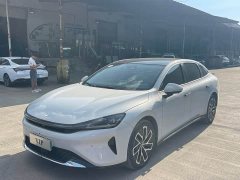 Baojun Xiangjing plug-in hybrid 140km luxury version - фото 1
