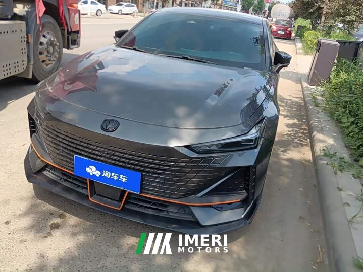 Changan UNI-V 2023 1.5T sports version - автомобиль из Китая